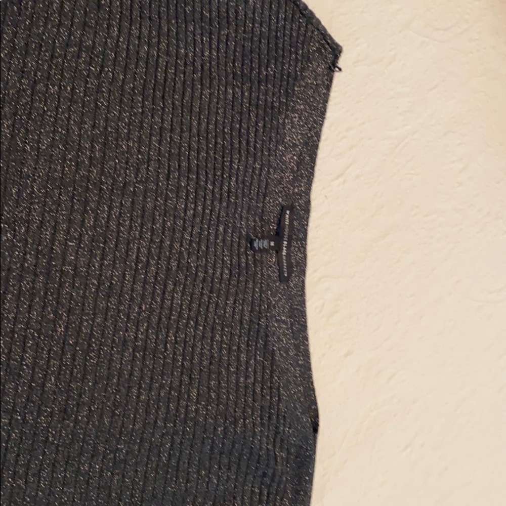 Top - Picture 6 of 6